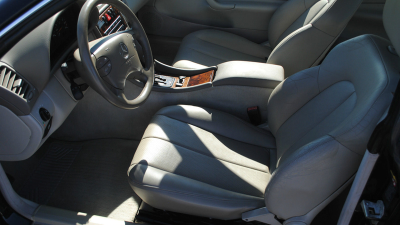 Illustration for article titled Used Car Face Off: What Has To Be In A Luxury Coupe, RWD Or A Manual?